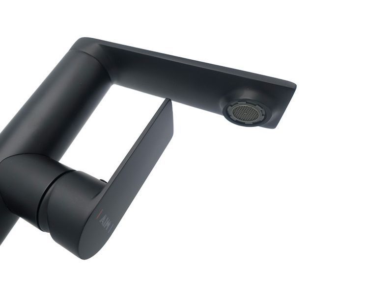Змішувач для раковини AIM DG01114 Matte Black фото